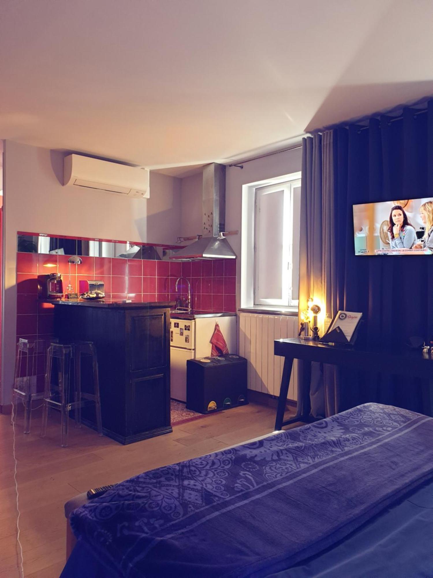 Studio Non Fumeur 38M2 Calme, Confort, Ascenseur Безие Екстериор снимка